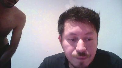 roniyleandro — Cam4 stream photo (Apr 2026)