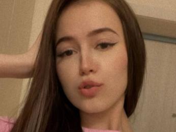 ChloeeeAdams — livejasmin