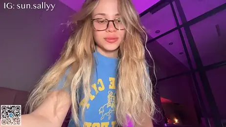 sunsally — Stripchat stream photo (Aug 2026)