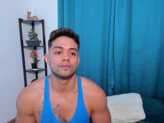 Luciano Nixon — Flirt4free profile photo