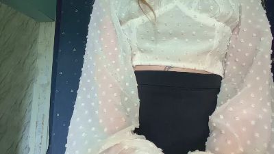 YiLibby — Cam4 stream photo (May 2026)