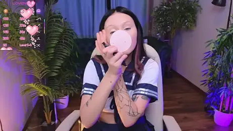 kittenlolla — Stripchat stream photo (Apr 2026)