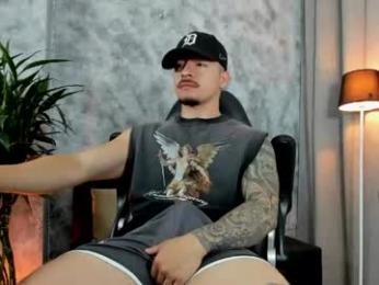 boyc02_ — Chaturbate stream photo (Apr 2026)