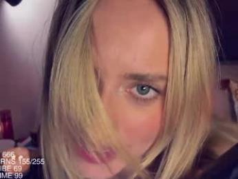 yvie_ — chaturbateでウェブカムモデルオンライン