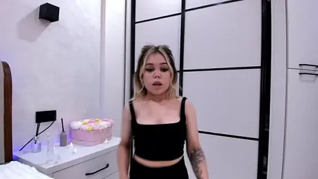 TinyKim_ — stripchatでウェブカムモデルオンライン