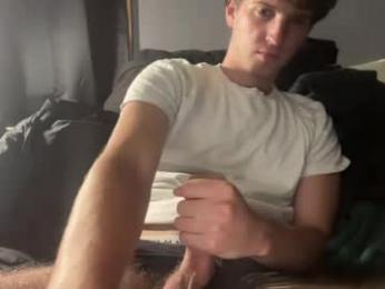iliketocum23423 — Chaturbate stream photo (Jul 2026)