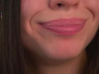 vivid_girls — Chaturbate stream photo (Apr 2026)