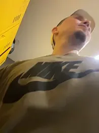 adam-rivera — stripchatでウェブカムモデルオンライン