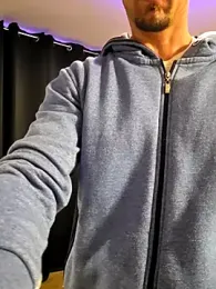 Mystery_Mark — stripchatでウェブカムモデルオンライン