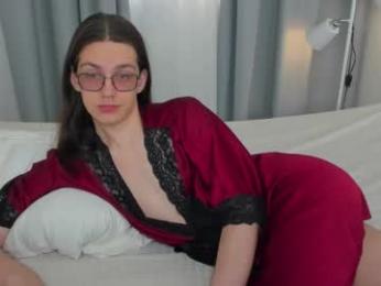 alfred_jones — chaturbateでウェブカムモデルオンライン
