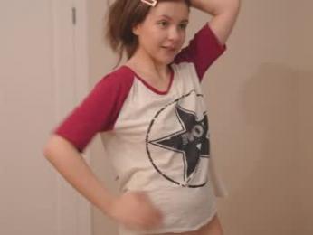 tiny_miracle — Chaturbate stream photo (Apr 2026)