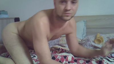 YoungItalian7 — Cam4 stream photo (Feb 2025)