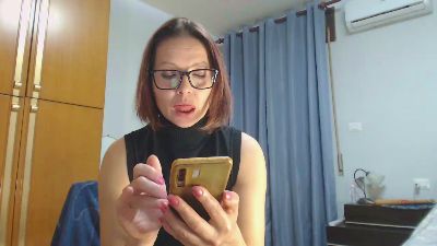 smeralda33 — cam4でウェブカムモデルオンライン