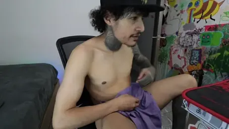 trieone — Stripchat stream photo (Mar 2026)