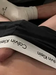 GoldenZeus0 — stripchatでウェブカムモデルオンライン