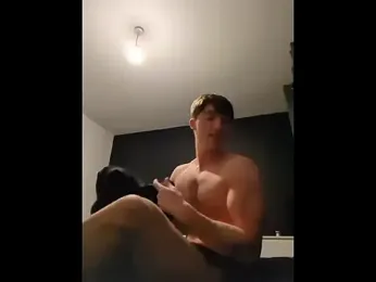 HornyKing2969 — stripchatでウェブカムモデルオンライン