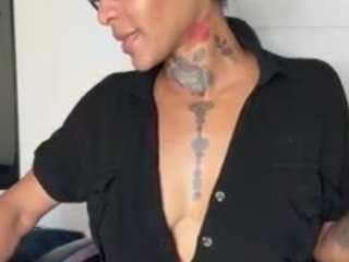 iambaldheadbrittany — camsodaでウェブカムモデルオンライン