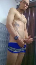 MiltonA — cam4でウェブカムモデルオンライン