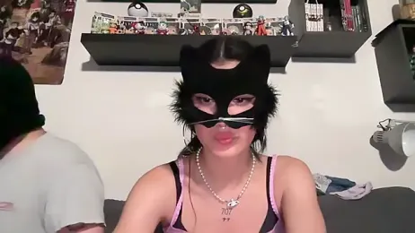 SilentScreamsVan- — Stripchat stream photo (Apr 2026)