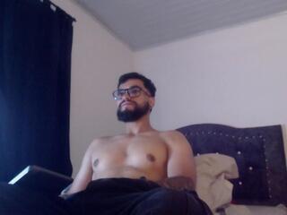 Chrys Harris — Flirt4free stream photo (Apr 2026)