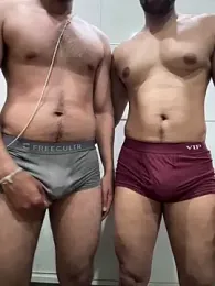 The_AlphaDuo — stripchatでウェブカムモデルオンライン