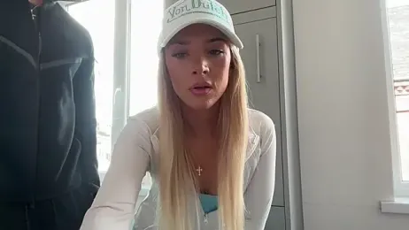 Naughtyblondex — stripchatでウェブカムモデルオンライン