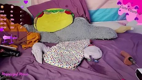 Mesmerized_Mowo — Stripchat stream photo (Apr 2026)