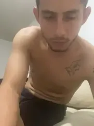 juanhot1303 — Stripchat stream photo (May 2025)