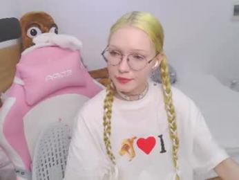 blush_alert — chaturbateでウェブカムモデルオンライン