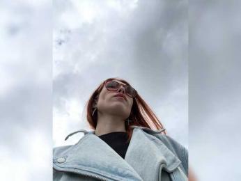 Golden_flower — Bongacams stream photo (Aug 2026)