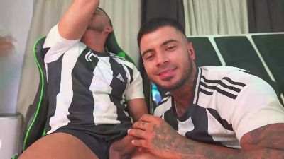 THADEO_ — cam4でウェブカムモデルオンライン