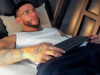 Robert Croy — Flirt4free stream photo (Apr 2026)