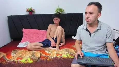 big-dicktop23 — stripchatでウェブカムモデルオンライン