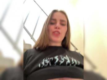 LolaSexxx — bongacamsでウェブカムモデルオンライン