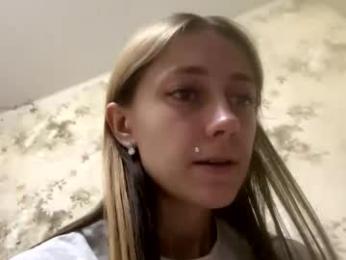 viktoria9898 — Chaturbate stream photo (Jun 2026)
