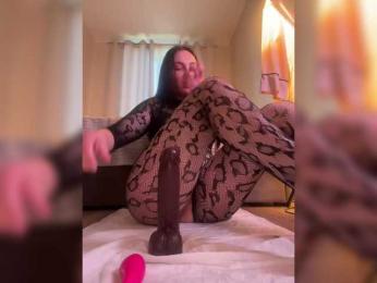 -Kami- — bongacamsでウェブカムモデルオンライン