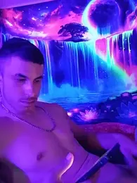 --D-a-D-D-y- — Stripchat stream photo (Aug 2026)