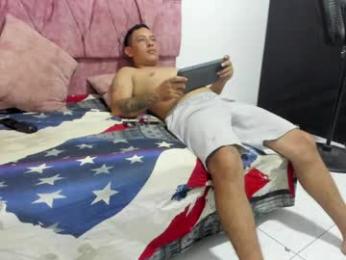 yuly_alex1 — Chaturbate stream photo (Apr 2026)