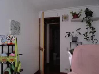 littlelaksmi — chaturbate