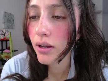 littlelaksmi — Chaturbate stream photo (Jun 2026)