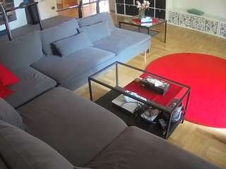 voyeurcam-julmodels-living-3 — Camsoda stream photo (May 2026)