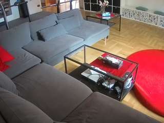 voyeurcam-julmodels-living-3 — Camsoda stream photo (May 2026)