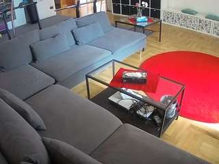voyeurcam-julmodels-living-3 — Camsoda stream photo (May 2026)