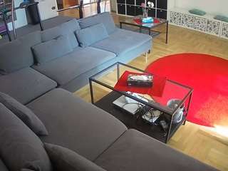 voyeurcam-julmodels-living-3 — Camsoda stream photo (May 2026)