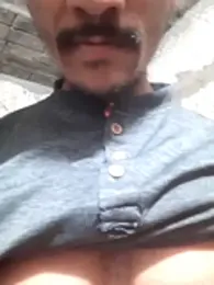 Burhade-- — Stripchat stream photo (Mar 2026)