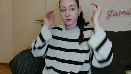 Jasmin-White — Stripchat stream photo (Mar 2026)