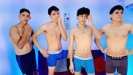 CHILLBICREWX — stripchatでウェブカムモデルオンライン