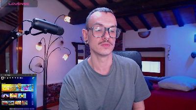 Cek_186 — Cam4 stream photo (Mar 2026)