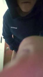 andy187 — Cam4 stream photo (May 2026)