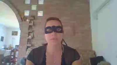 85occhiblu — Cam4 stream photo (May 2026)